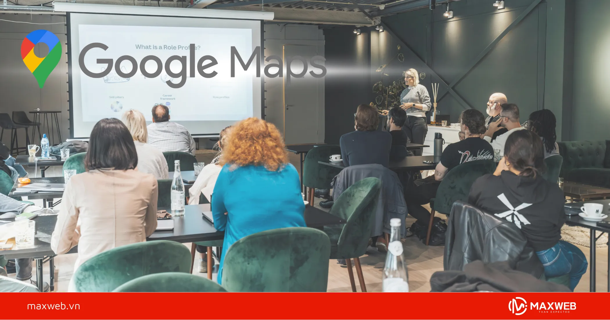 Kết hợp slide giới thiệu doanh nghiệp và dịch vụ Google Map