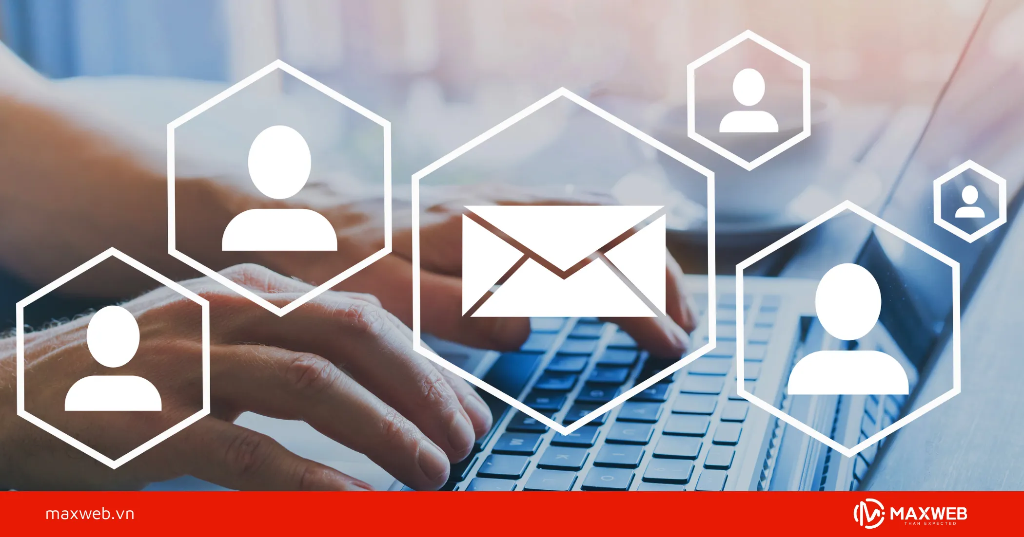 Email chăm sóc khách hàng sau giao dịch