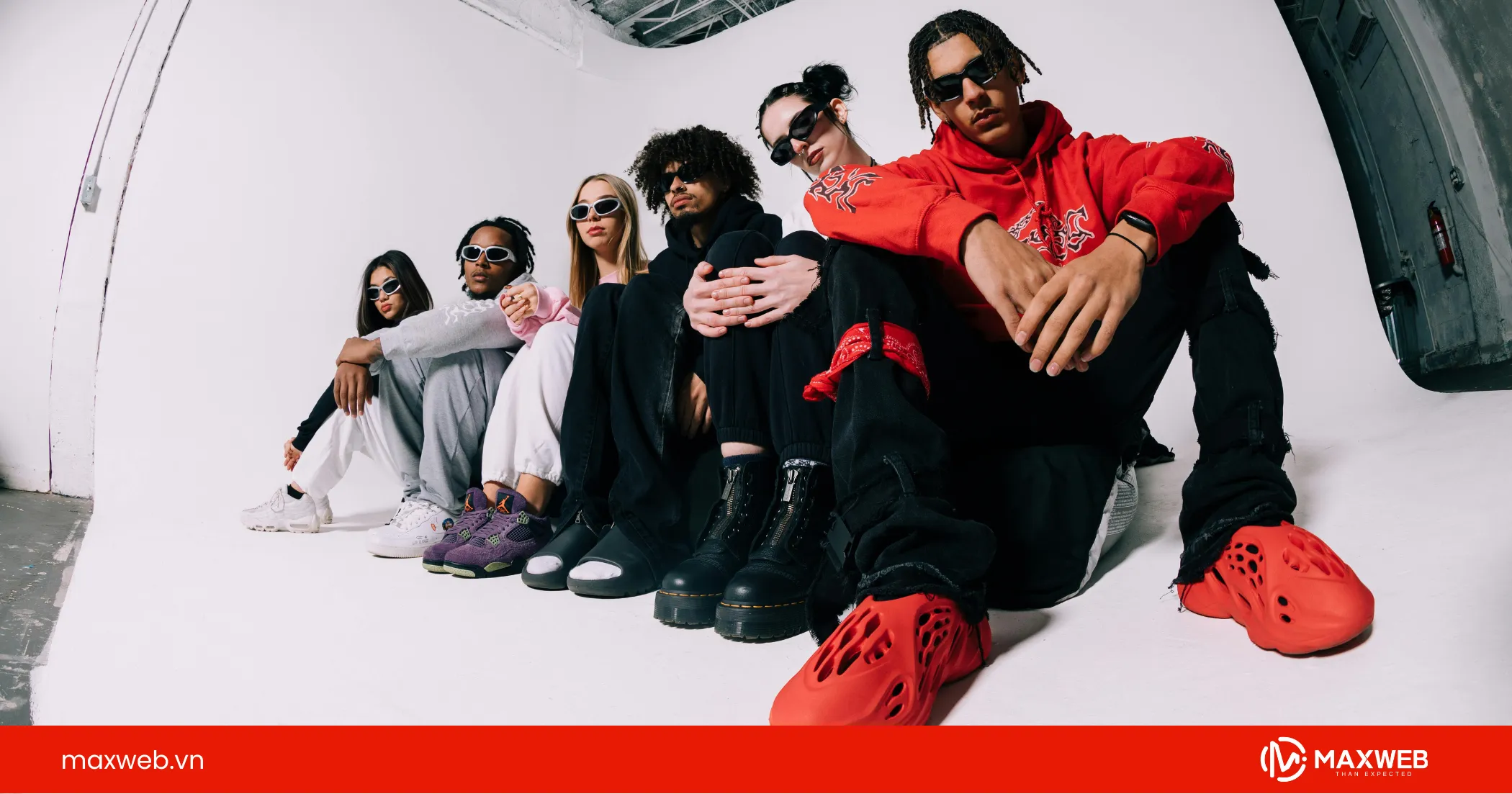 Slogan bán hàng quần áo mang phong cách khác lạ