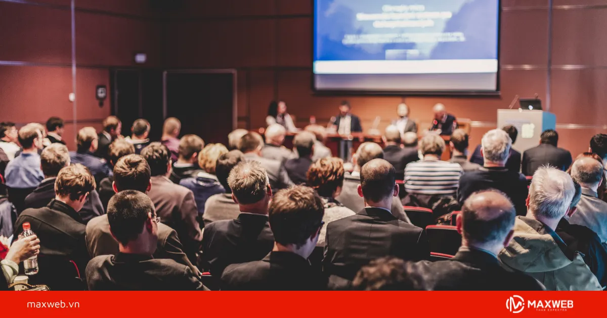 Tham dự sự kiện, hội chợ, triển lãm bất động sản