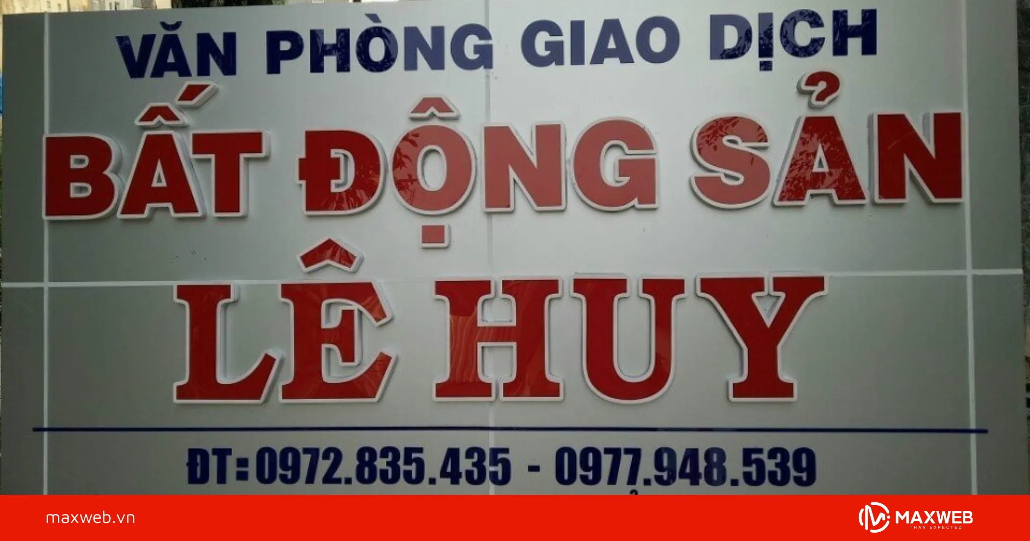 Bảng hiệu văn phòng bất động sản mẫu 3