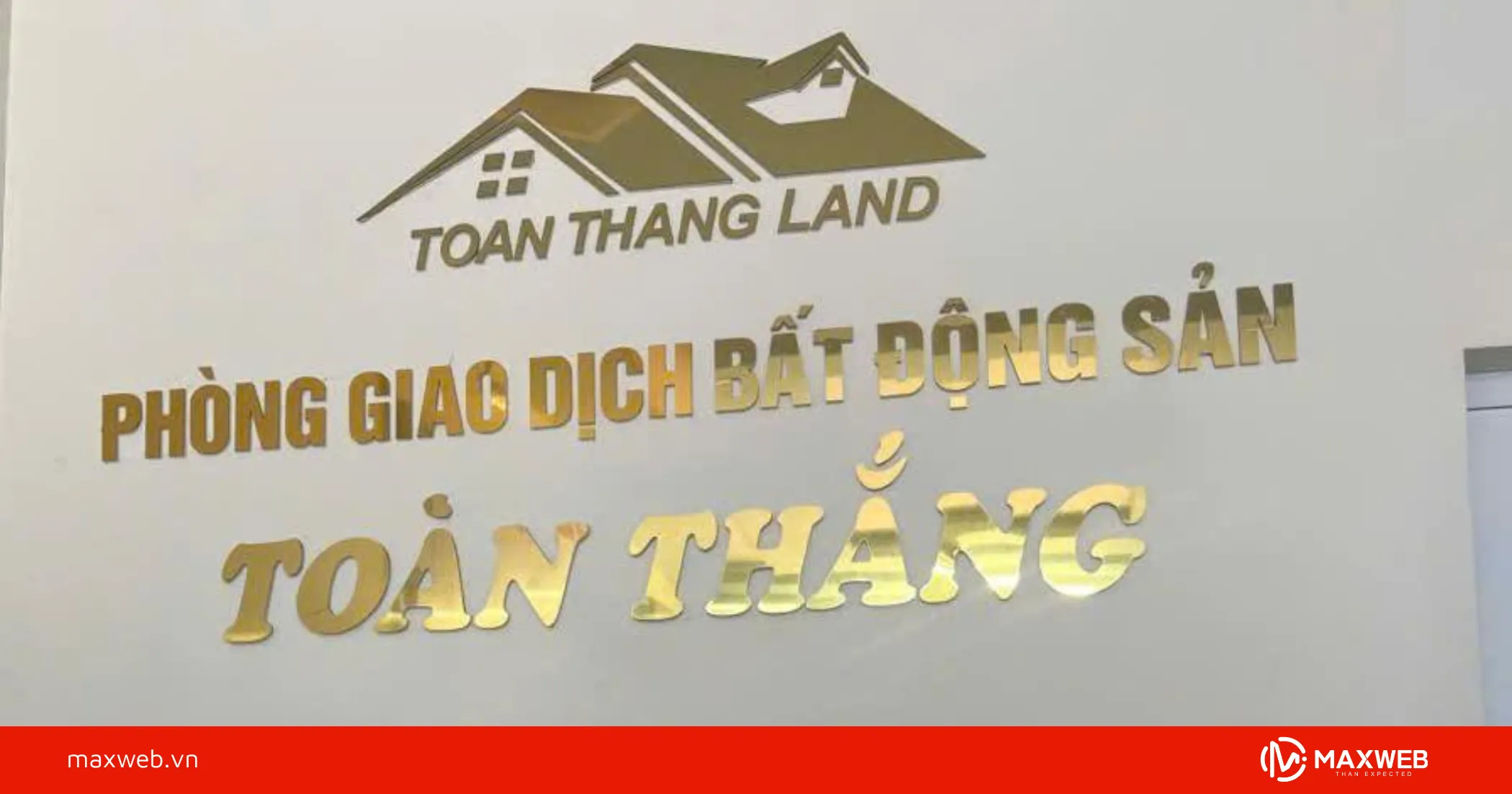 Bảng hiệu văn phòng bất động sản mẫu 6