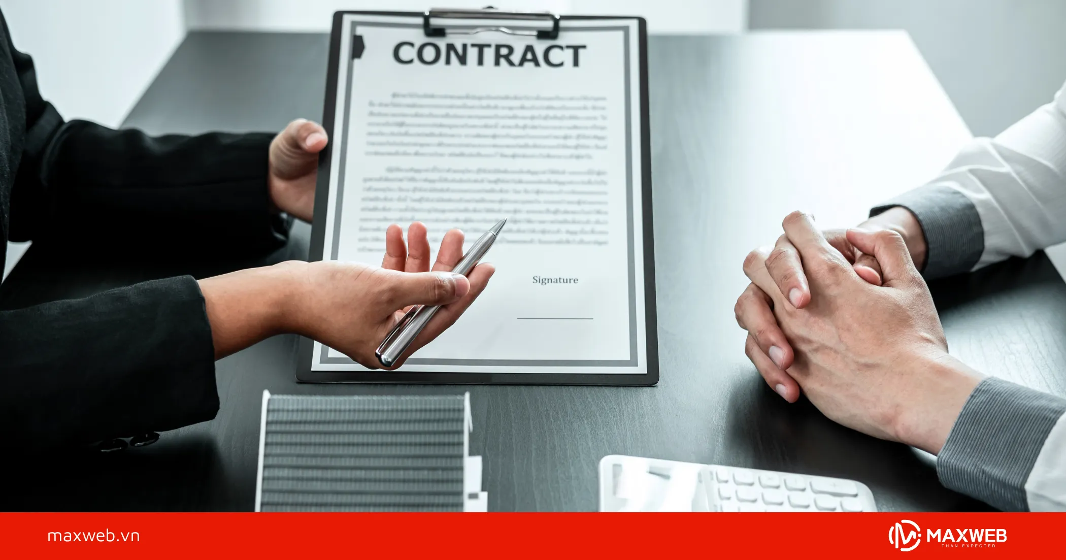Đọc kỹ điều khoản trong hợp đồng công chứng