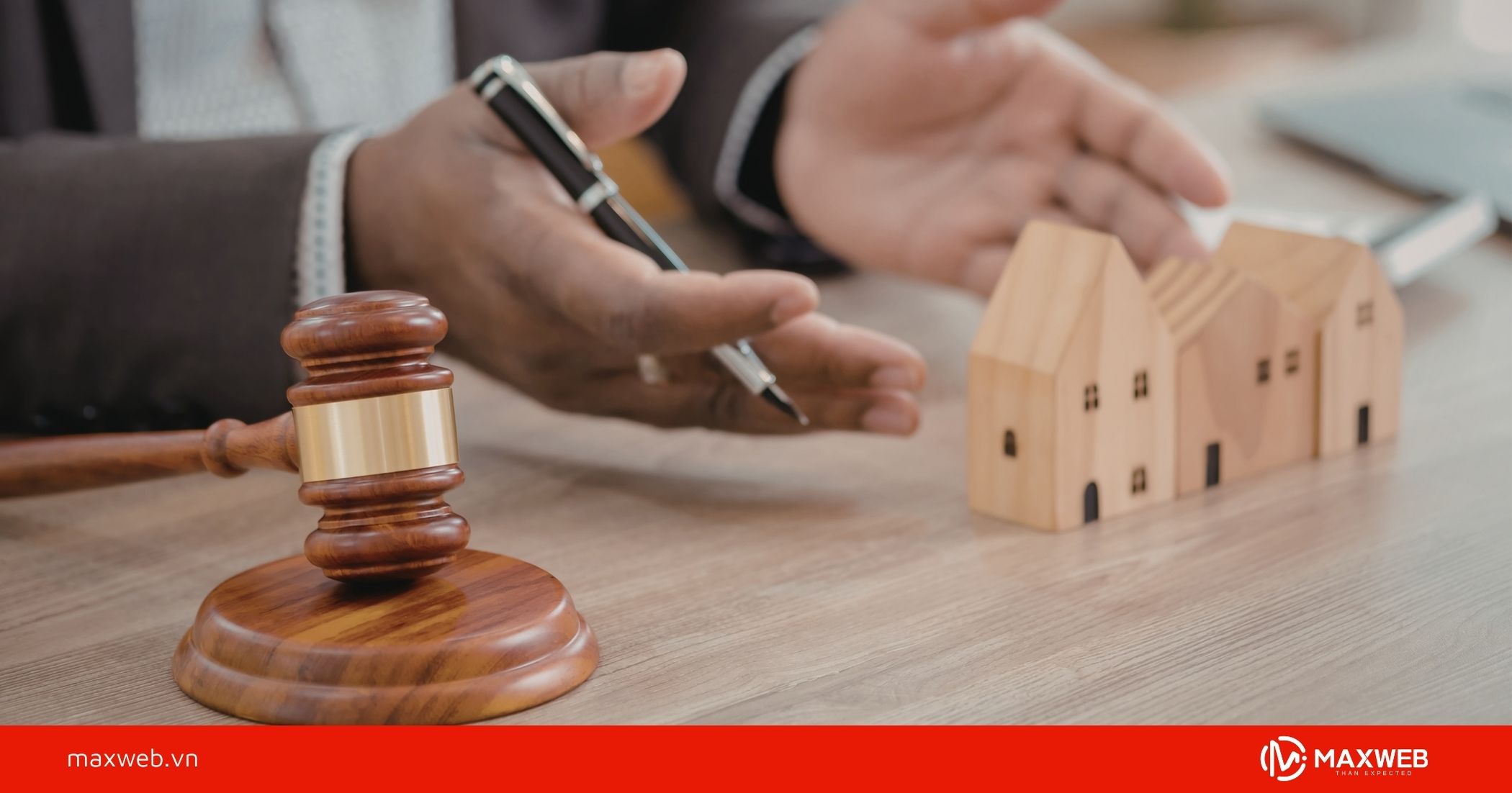 Bước 2: Công chứng hoặc chứng thực hợp đồng tặng cho