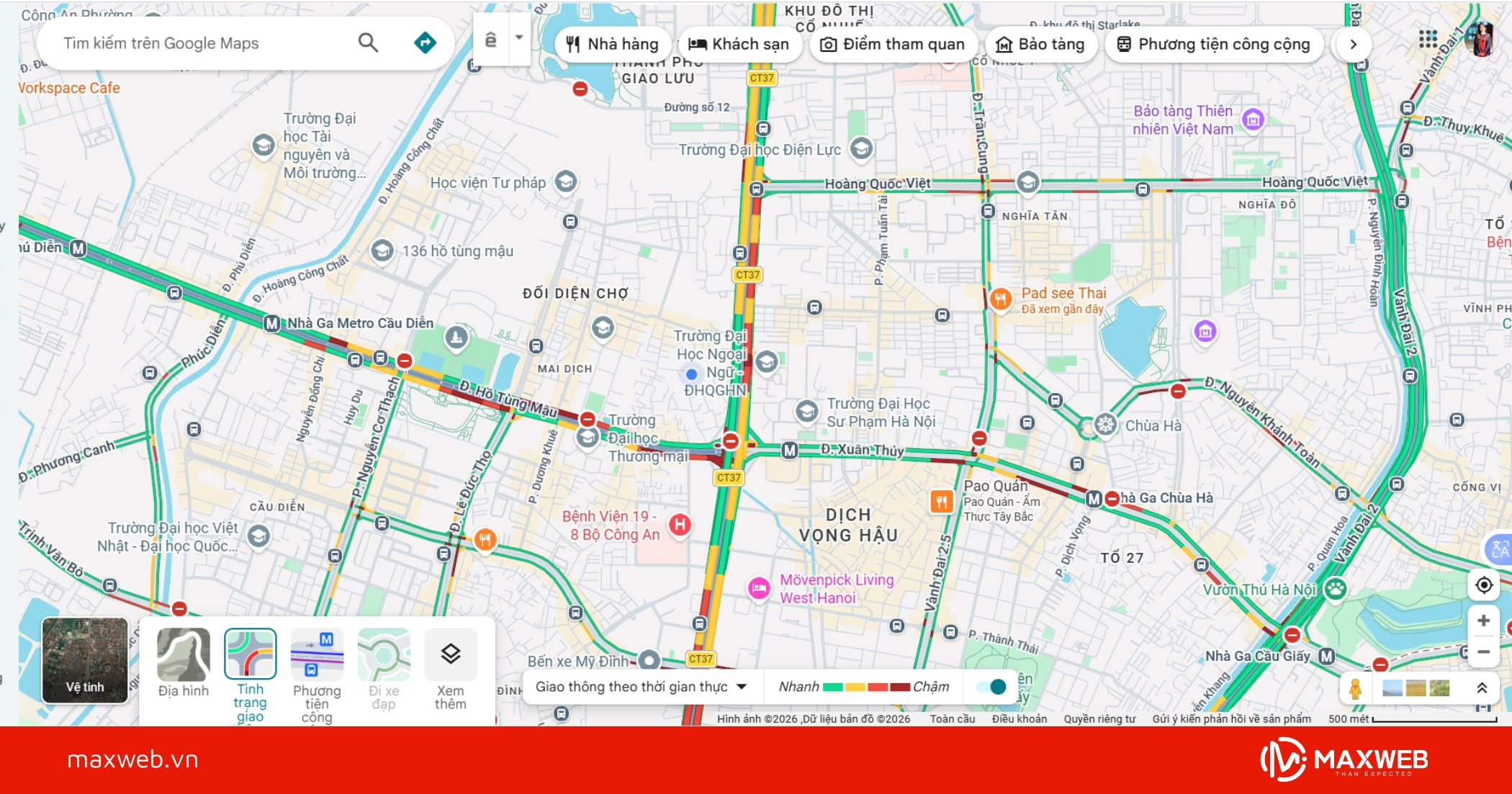 Bật chế độ “Giao thông” để xem mật độ xe